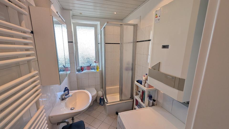 Erdgeschoßwohnung Bremerhaven Mitte - 2.5 Zimmer, 60 m&sup2;, 399&euro; | Angebot:26096121