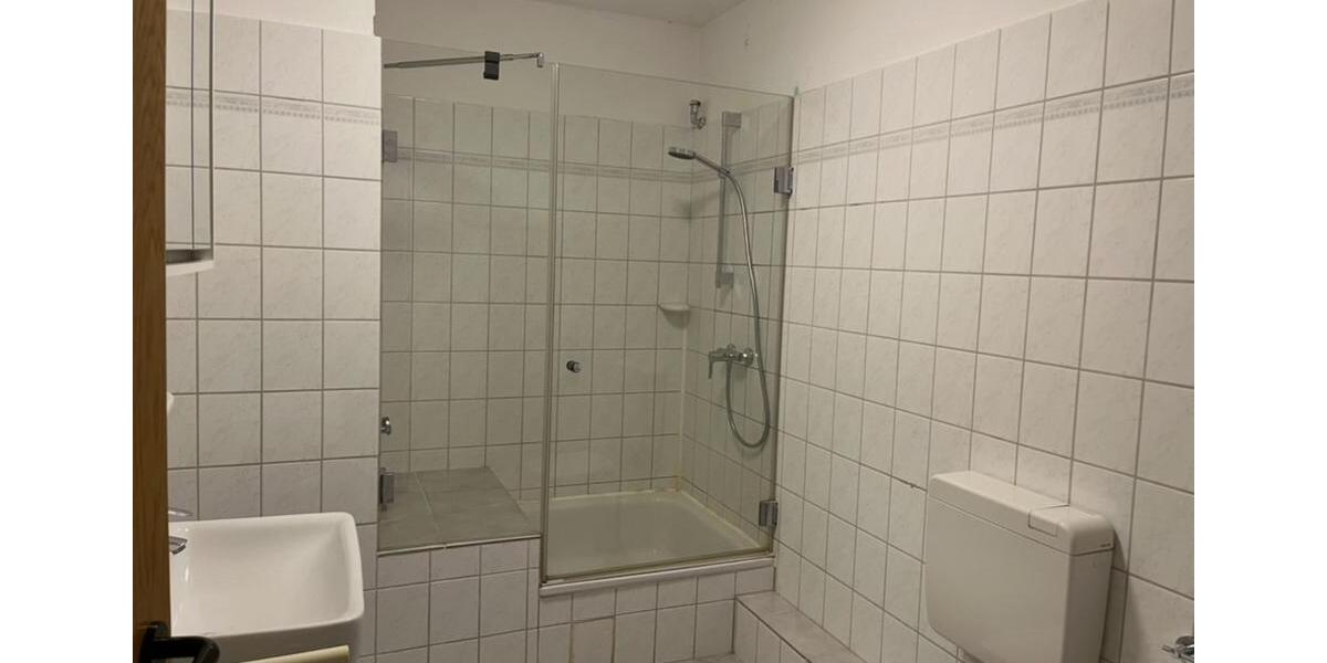 Dachgeschoßwohnung Bremerhaven - 2 Zimmer, 57 m&sup2;, 330&euro; | Angebot:26313207