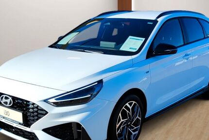 Hyundai i30 2.500 km 31.490 &euro; Bremerhaven 27568