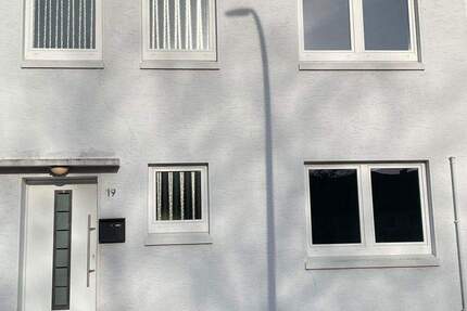 Haus Bremerhaven Lehe - 8 Zimmer, 144 m&sup2;, 199.900&euro; | Angebot:24778407