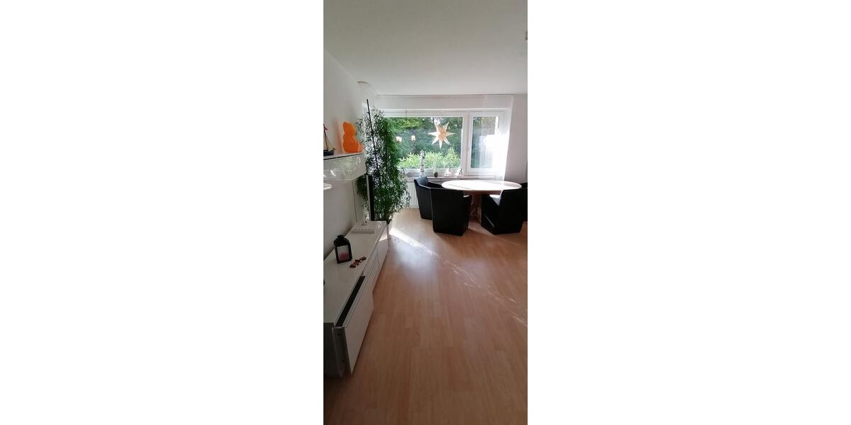3 ZKB in Bremerhaven am Bürgerpark mit Balkon und PKW Stellplatz 3 zimmer