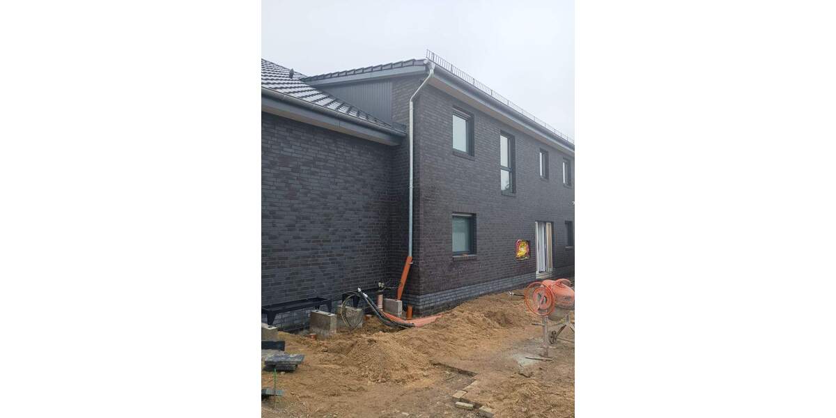 Exklusive 3-Zimmer-Neubauwohnung im Dachgeschoss - Ruhiges 6-Familienhaus in guter Lage von Brake 3 zimmer