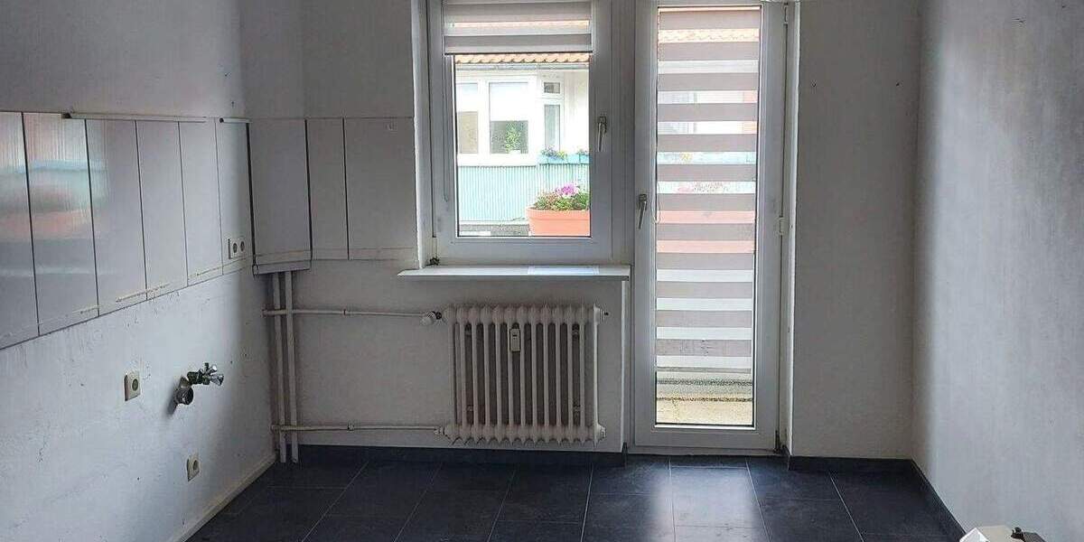 Etagenwohnung Bremerhaven Geestemünde - 2 Zimmer, 86 m&sup2;, 605&euro; | Angebot:25968756