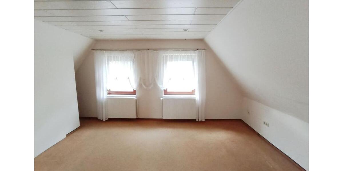 Modernisiertes EFH mit großem Grundstück, Glas-Terrasse & Sauna zimmer