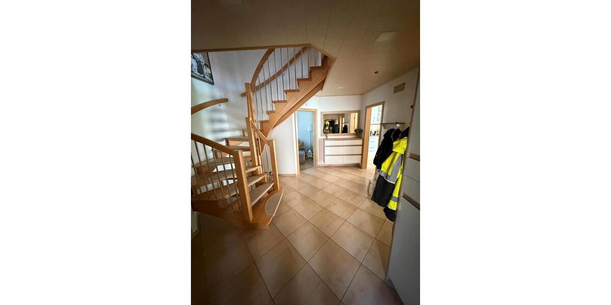 Einfamilienhaus Geestland - 8 Zimmer, 152 m&sup2;, 420.000&euro; | Angebot:26416047