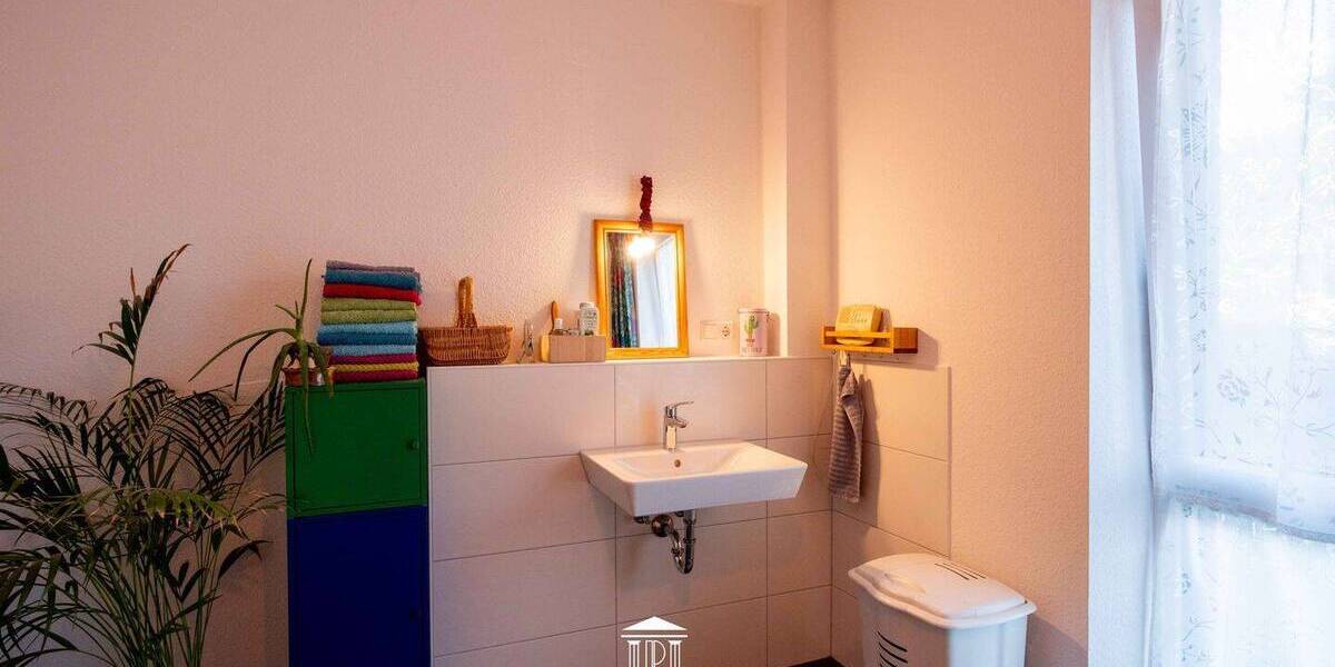 Etagenwohnung Wurster Nordseeküste Dorum - 3 Zimmer, 96 m&sup2;, 325.000&euro; | Angebot:23059557