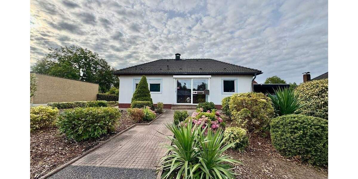 Einfamilienhaus Nordenham / Einswarden Einswarden - 4 Zimmer, 102 m&sup2;, 225.000&euro; | Angebot:25730039