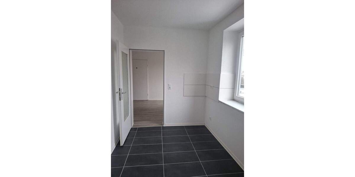 Etagenwohnung Bremerhaven Lehe - 2 Zimmer, 68 m&sup2;, 460&euro; | Angebot:24807054