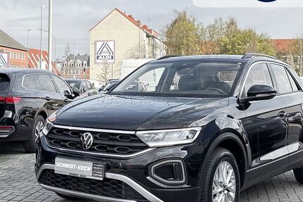 VW T-Roc 37.310 km 18.990 &euro; Bremerhaven 27576