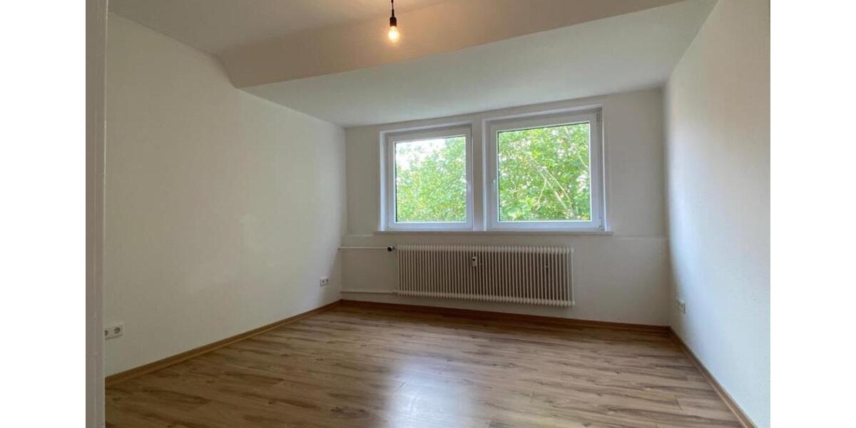 Dachgeschoßwohnung Bremerhaven - 2 Zimmer, 55 m&sup2;, 475&euro; | Angebot:24764375