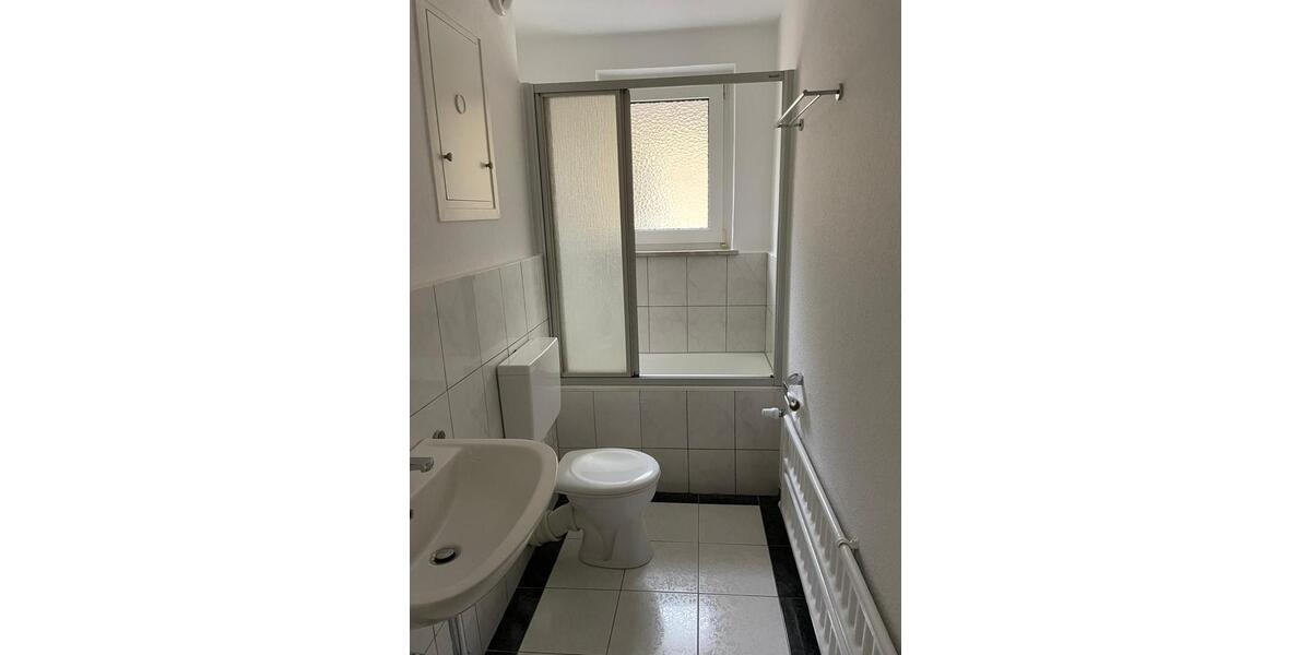 Etagenwohnung Bremerhaven Schiffdorferdamm - 2 Zimmer, 56 m&sup2;, 500&euro; | Angebot:26455521