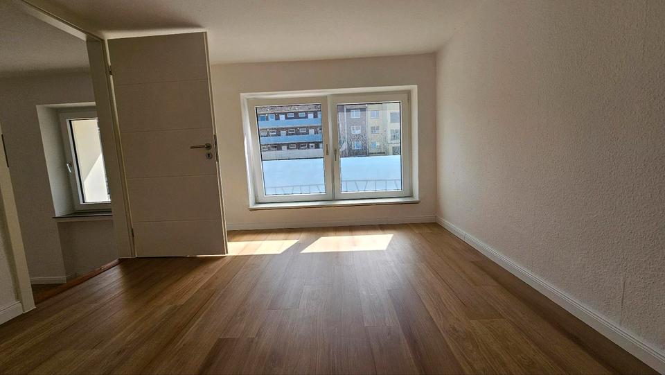 Erdgeschoßwohnung Wilhelmshaven Heppens - 3 Zimmer, 63 m&sup2;, 450&euro; | Angebot:26429459