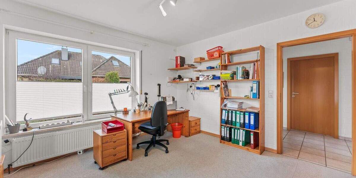 Bungalow Butjadingen-Burhave Burhave - 5 Zimmer, 131 m&sup2;, 425.000&euro; | Angebot:25684206