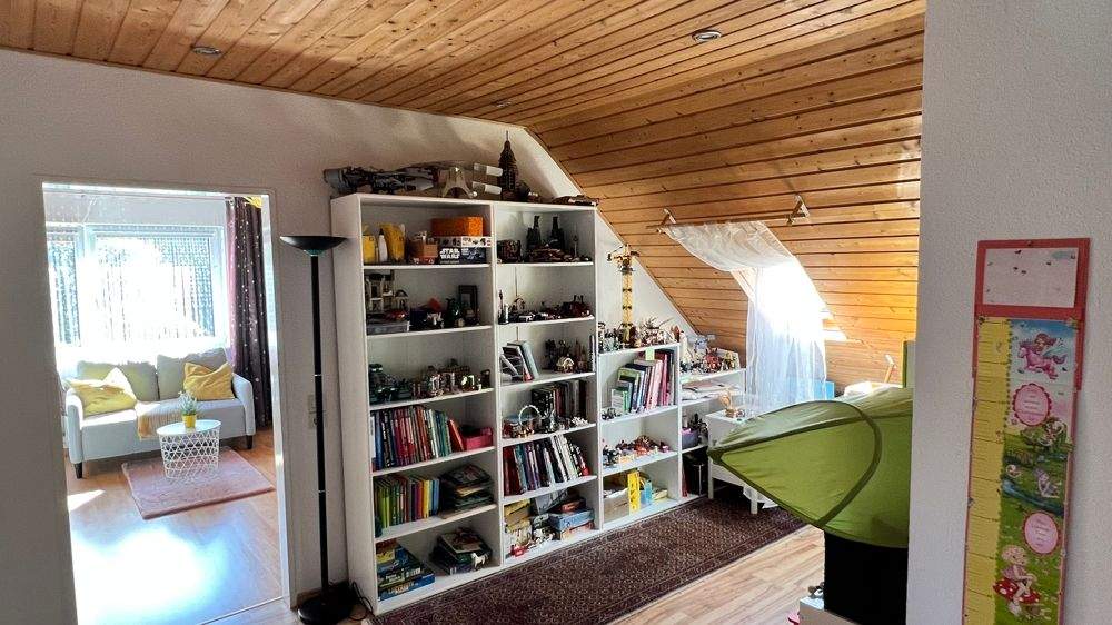 Einfamilienhaus Wilhelmshaven Heppens - 7 Zimmer, 215 m&sup2;, 469.000&euro; | Angebot:25671292