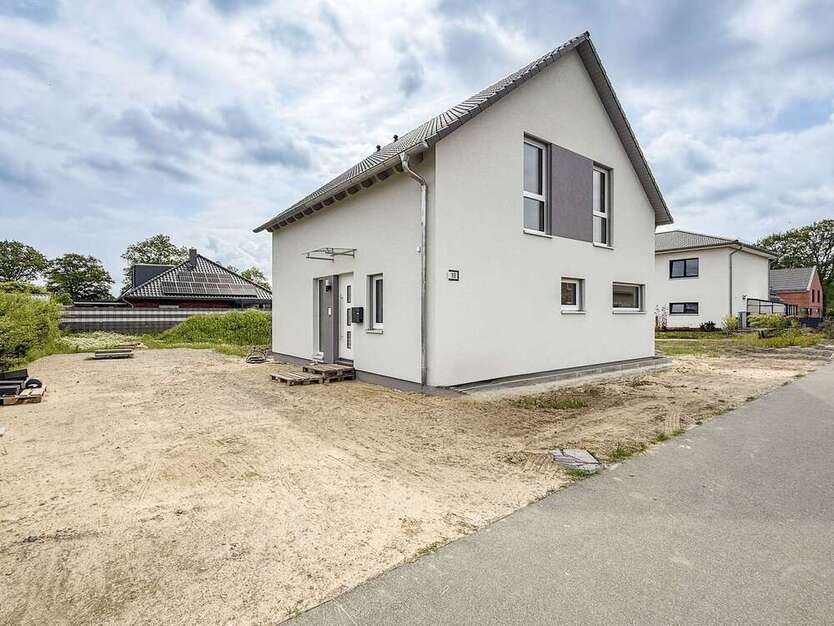Haus zum Mieten in Beverstedt 1.700 € 134 m²