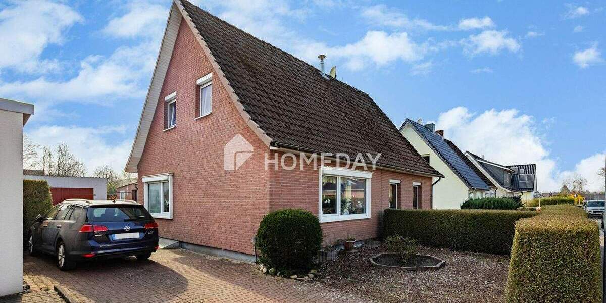 Gemütliche Doppelhaushälfte mit Potenzial - Ihr neues Zuhause wartet! | Bremerhaven Surheide 3 zimmer
