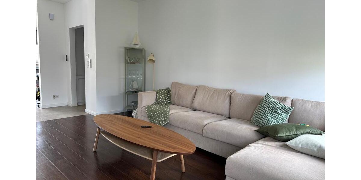 Etagenwohnung Bremerhaven Mitte - 3 Zimmer, 80 m&sup2;, 1.150&euro; | Angebot:26602995
