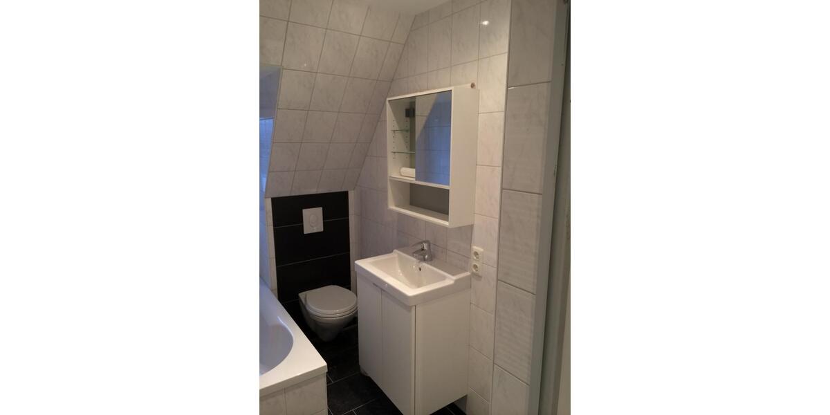 Etagenwohnung Bremerhaven Wulsdorf - 3 Zimmer, 60 m&sup2;, 450&euro; | Angebot:24812619