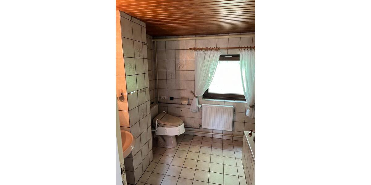 Einfamilienhaus Schiffdorf - 6 Zimmer, 140 m&sup2;, 249.000&euro; | Angebot:27120577