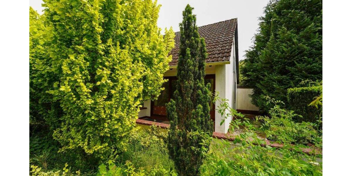 Einfamilienhaus Bremerhaven Schiffdorferdamm - 4 Zimmer, 112 m&sup2;, 219.000&euro; | Angebot:26824916