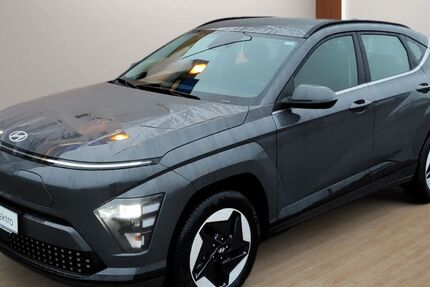 Hyundai KONA Elektro 3.000 km 33.990 € Bremerhaven 27568