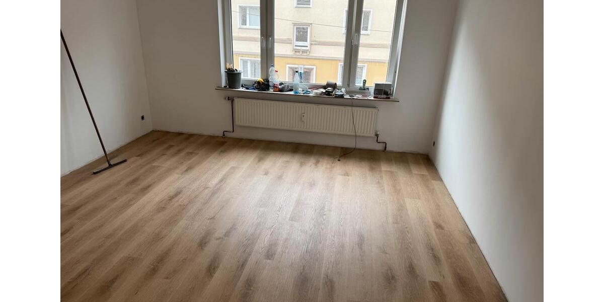 Etagenwohnung Bremerhaven Schiffdorferdamm - 3 Zimmer, 78 m&sup2;, 720&euro; | Angebot:25444875