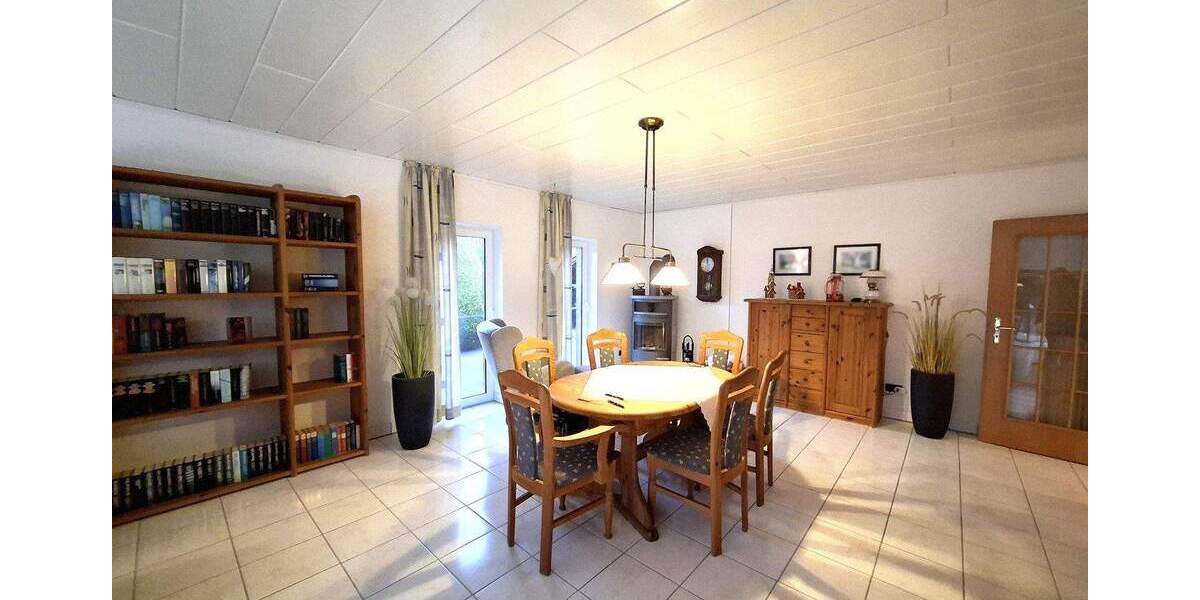 Perfekt für die Familie! Schicker 5-Zimmer-Bungalow mit gehobener Ausstattung in ruhiger Lage 5 zimmer