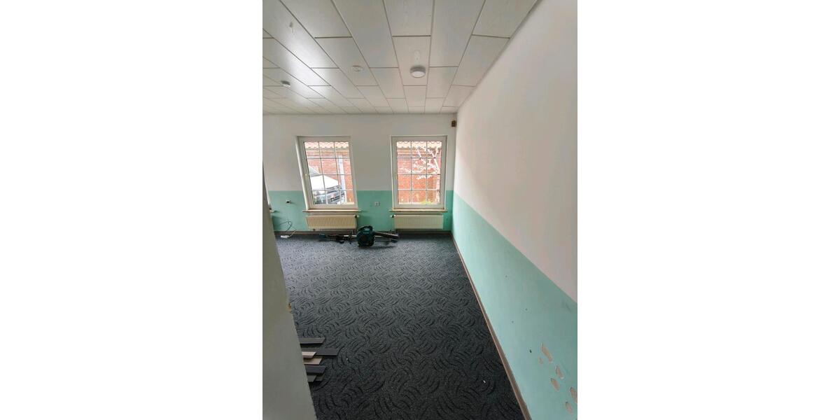 Doppelhaushälfte Nordenham - 6 Zimmer, 185 m&sup2;, 1.350&euro; | Angebot:26289314