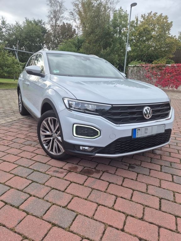VW T-Roc 70.200 km 24.500 € Odisheim 21775