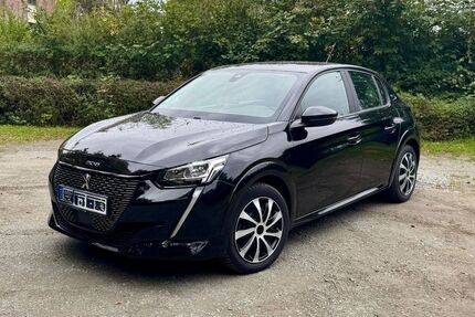 Peugeot 208 42.780 km 14.990 € Bremen 28209