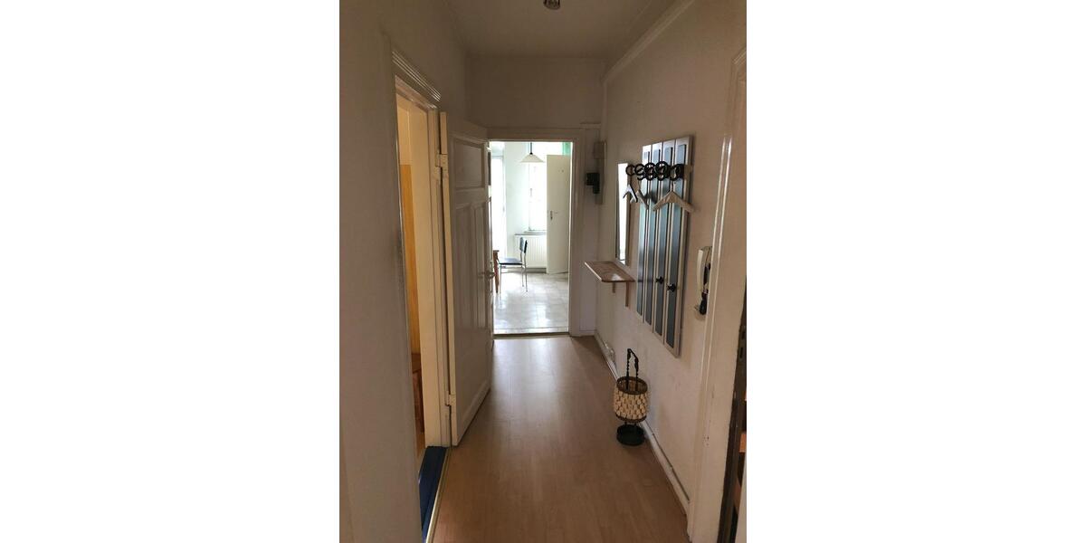 Etagenwohnung Bremerhaven Mitte - 2 Zimmer, 40 m&sup2;, 295&euro; | Angebot:25421088