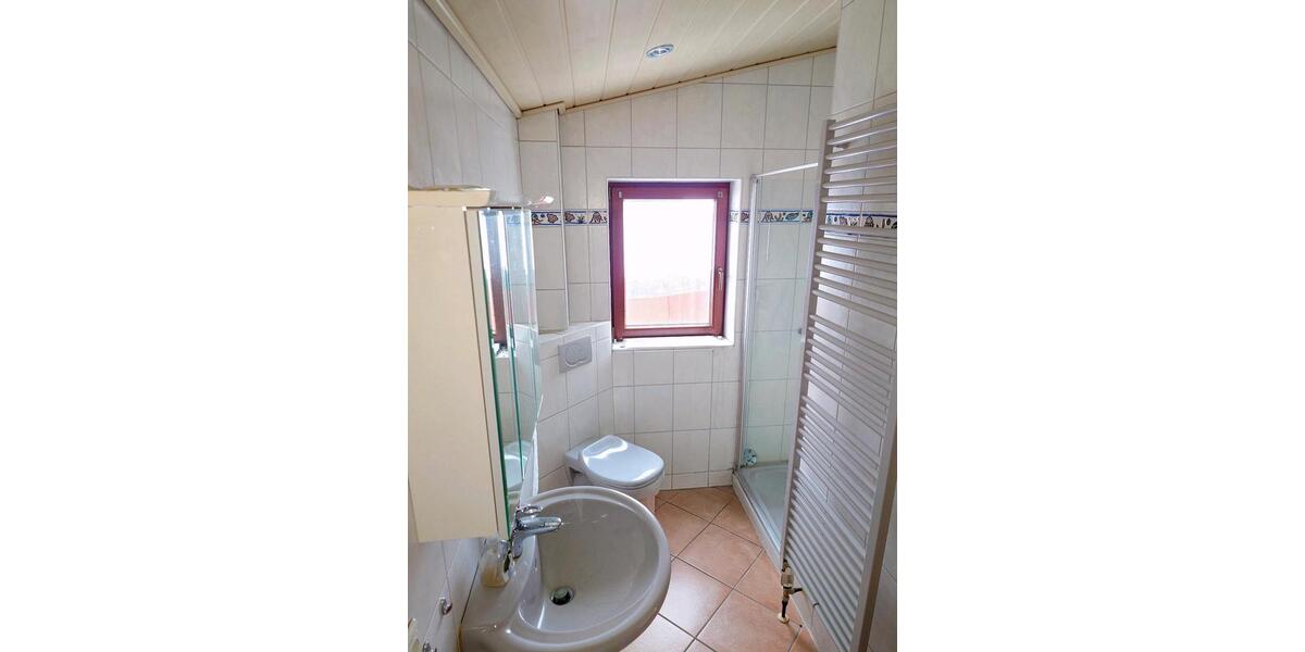 Einfamilienhaus Beverstedt - 8 Zimmer, 240 m&sup2;, 2.950&euro; | Angebot:24773878