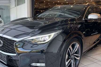 INFINITI Q30 106.000 km 18.499 € Bremen 28201