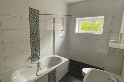 Wohnung Wilhelmshaven Heppens - 2 Zimmer, 61 m&sup2;, 500&euro; | Angebot:26631026