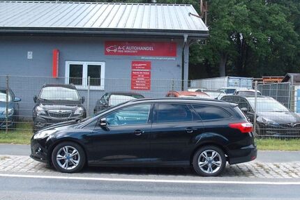 Ford Focus 174.733 km 2.599 € Loxstedt-Hahnenknoop 27612