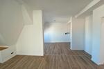Dachgeschoßwohnung Bremerhaven - 4 Zimmer, 109 m&sup2;, 740&euro; | Angebot:26131237