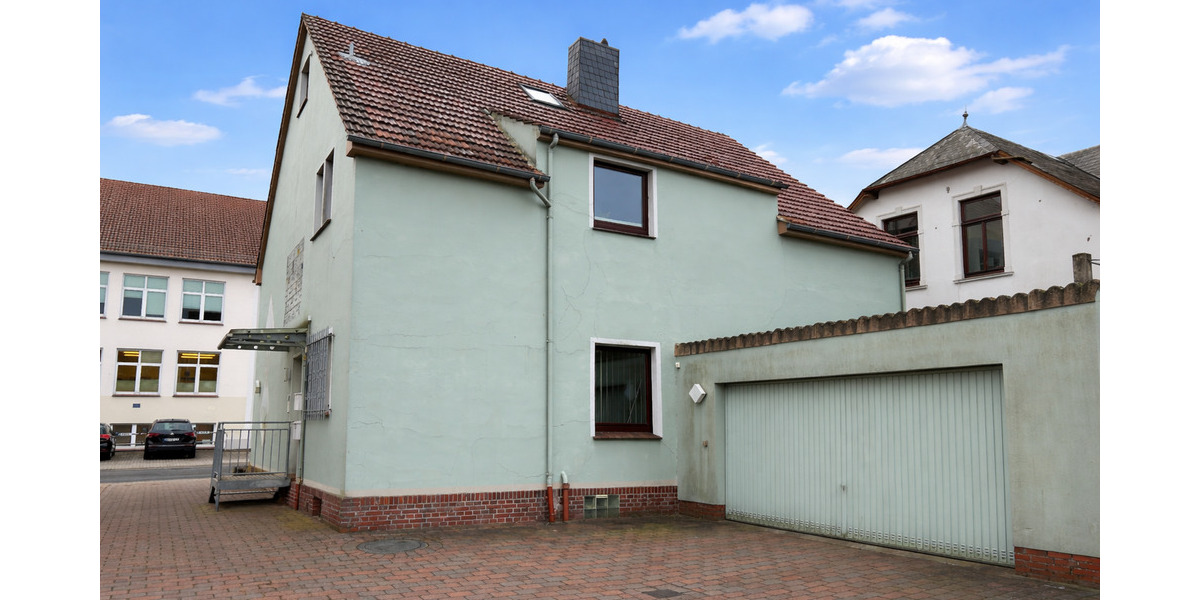 Einfamilienhaus Brake - 8 Zimmer, 190.000&euro; | Angebot:25386815