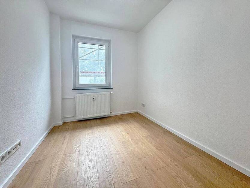 Neustadt Großzügige 4-Zimmer-Wohnung in zentraler Lage