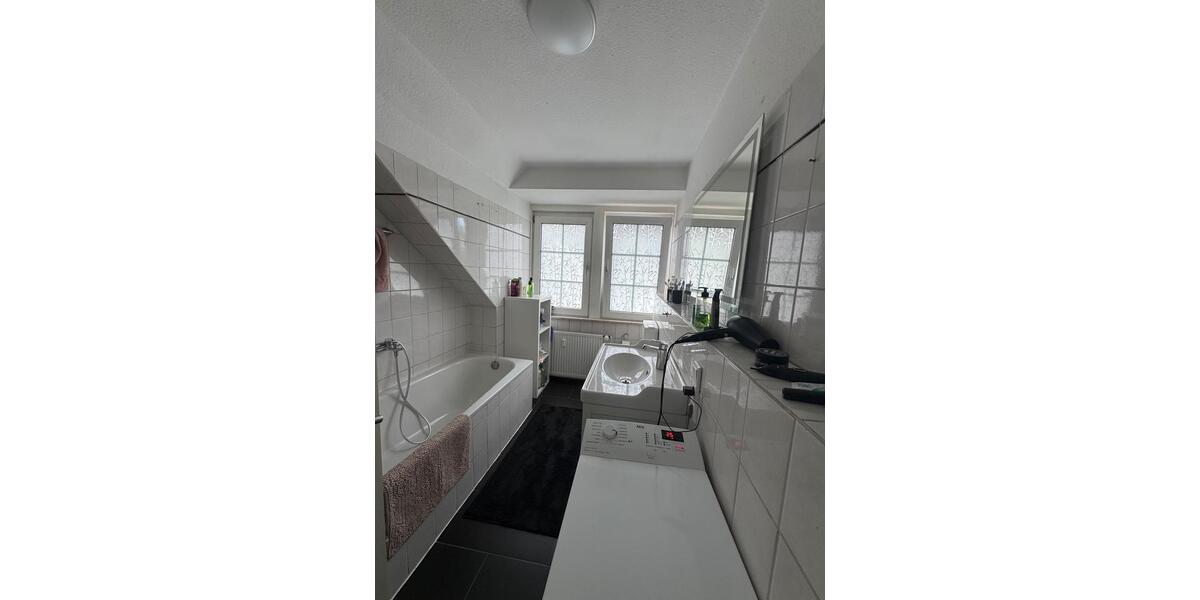 Dachgeschoßwohnung Hagen im Bremischen - 3 Zimmer, 75 m&sup2;, 660&euro; | Angebot:26670645