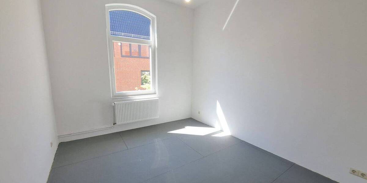 Etagenwohnung Bremerhaven Lehe - 4 Zimmer, 84 m&sup2;, 580&euro; | Angebot:26817383