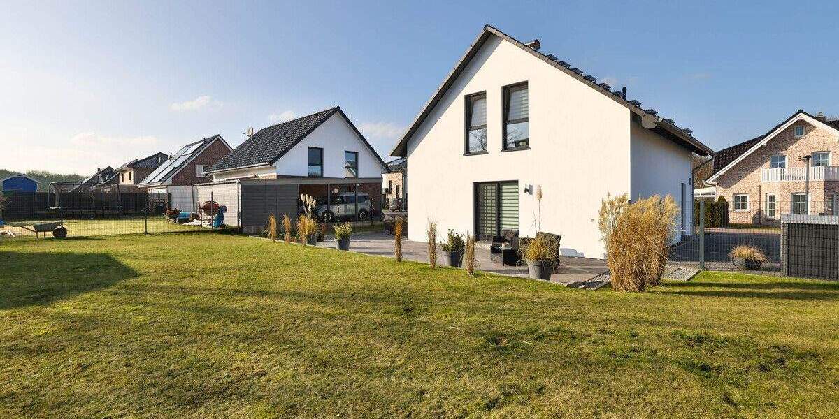 Einfamilienhaus Loxstedt - 4 Zimmer, 142 m&sup2;, 419.000&euro; | Angebot:25689451