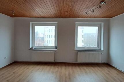 Wohnung Bremerhaven Mitte - 2 Zimmer, 69 m&sup2;, 420&euro; | Angebot:26020244