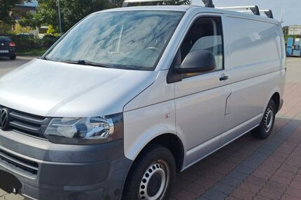 VW T5 Transporter 117.000 km 9.400 &euro; Geestland 27624