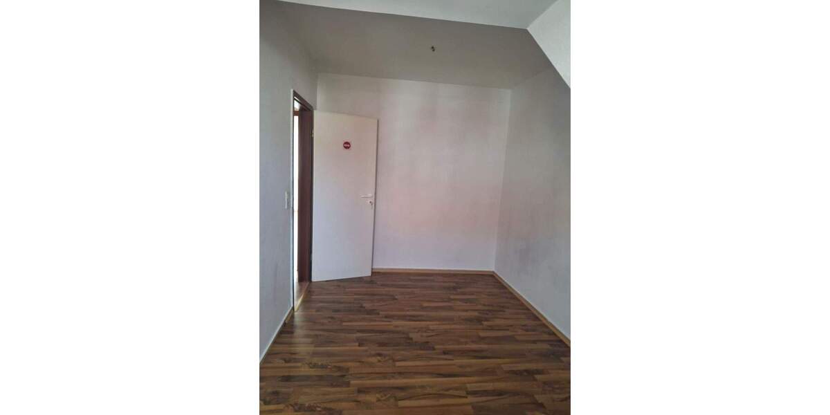 Etagenwohnung Bremerhaven Geestemünde - 3 Zimmer, 63 m&sup2;, 500&euro; | Angebot:25768778