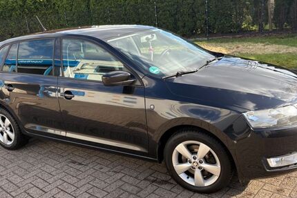 Skoda Rapid 77.900 km 10.000 &euro; Bremerhaven 27574