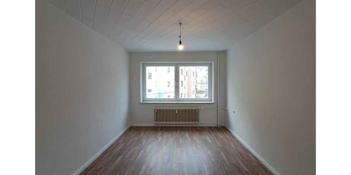 Etagenwohnung Bremerhaven Mitte - 3 Zimmer, 65 m&sup2;, 395&euro; | Angebot:25099085