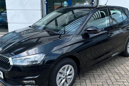 Skoda Fabia 13.750 km 19.990 &euro; Brake / Unterweser 26919