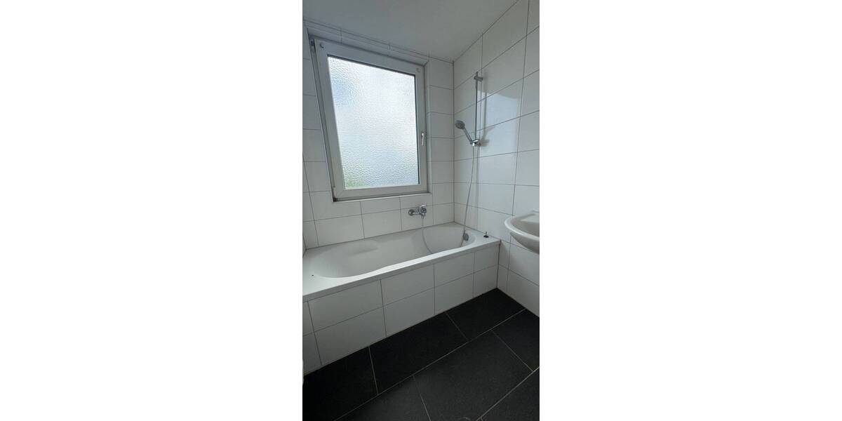 Etagenwohnung Wilhelmshaven Heppens - 3 Zimmer, 64 m&sup2;, 470&euro; | Angebot:26202146