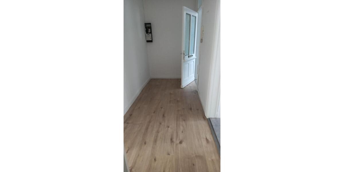 Etagenwohnung Bremerhaven - 3 Zimmer, 61 m&sup2;, 420&euro; | Angebot:26619529