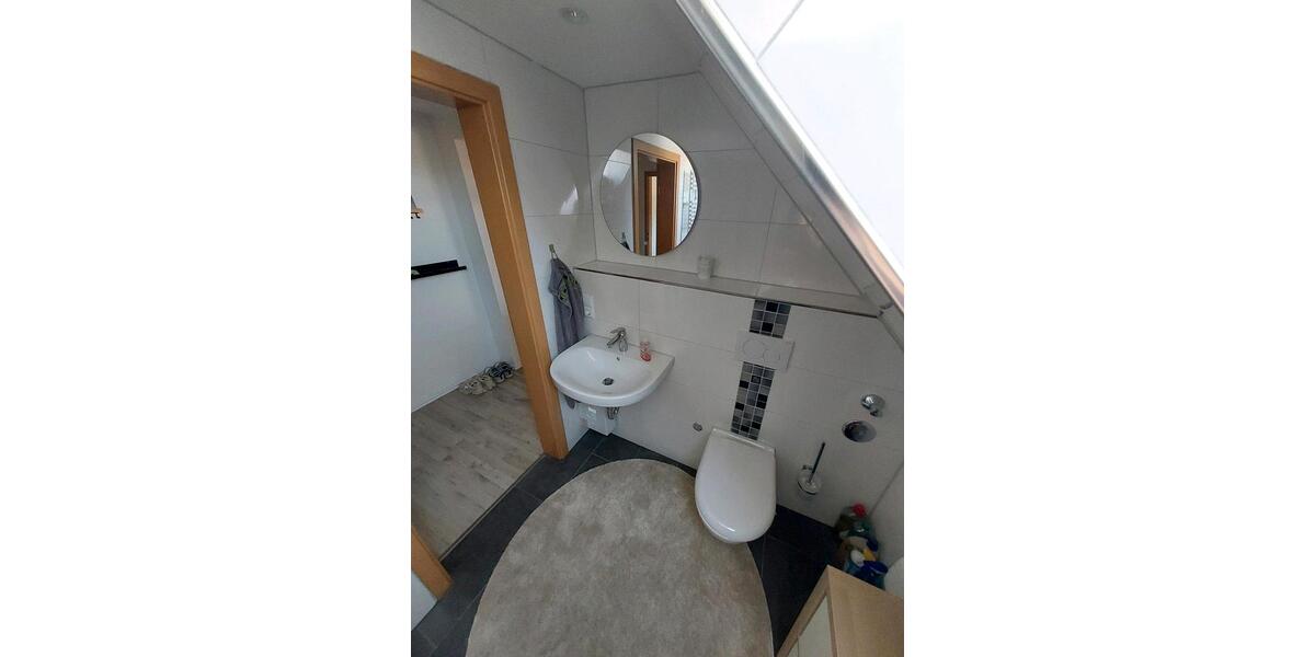 Dachgeschoßwohnung Nordenham - 2 Zimmer, 60 m&sup2;, 600&euro; | Angebot:26705854